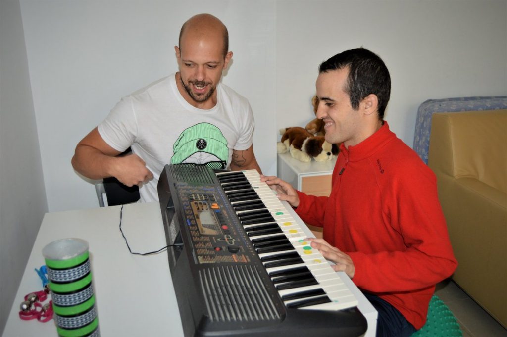 musica-autismo-valladolid-1-1024x681 Noticias musica-autismo-valladolid-1-1024x681 Noticias